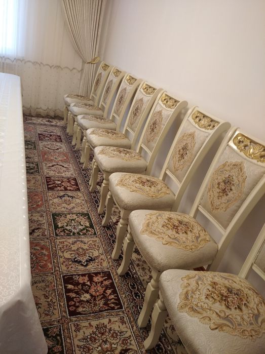 Стол стульчик сатылады.