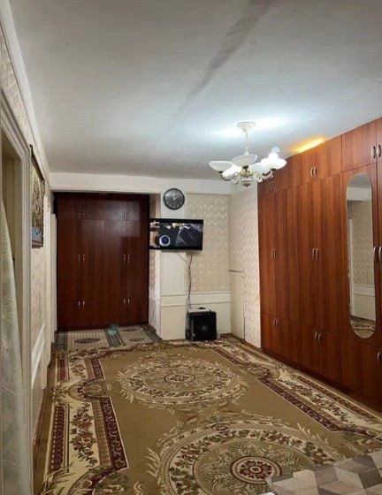 Супер цена!Квартира на Госпиталка 4/9/9 общ пл 115м,балкон 3*4