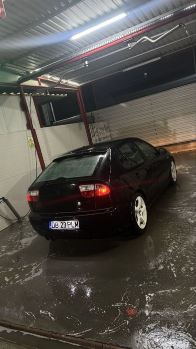 Vand sau schimb seat leon 1m 1.8 turbo