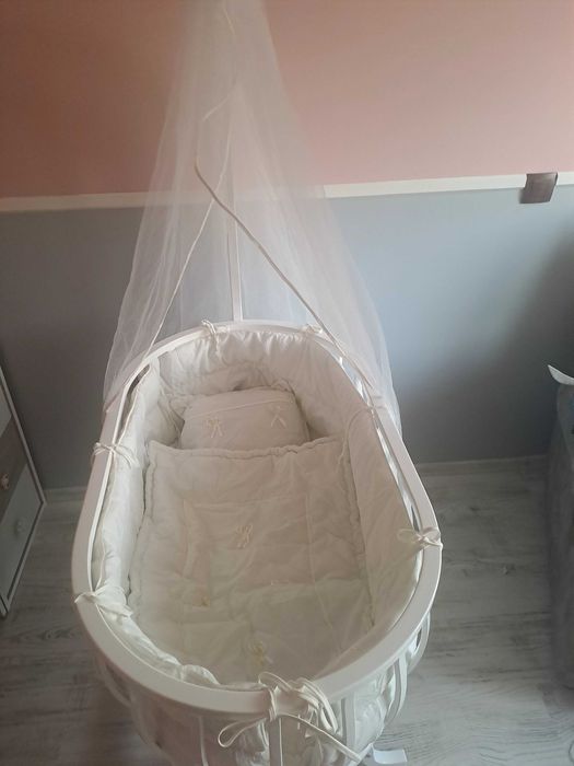 Бебешка дървена кошара