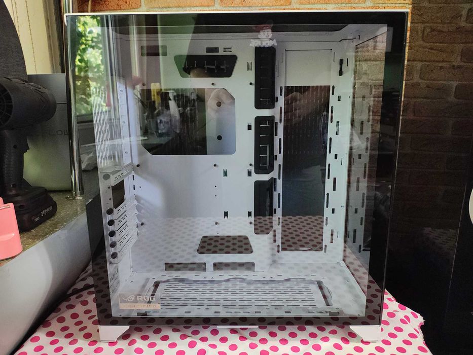 Carcasa Lian Li O11 Dynamic XL ROG White.
