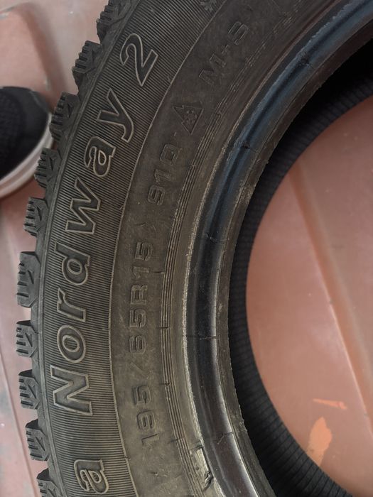 Продам зимние покрышки 4шт