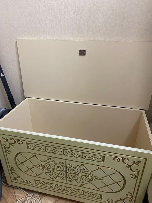 Срочно продаю сандык!