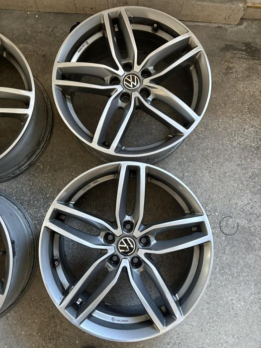 19ски 5x112 със чисто нови летни гуми