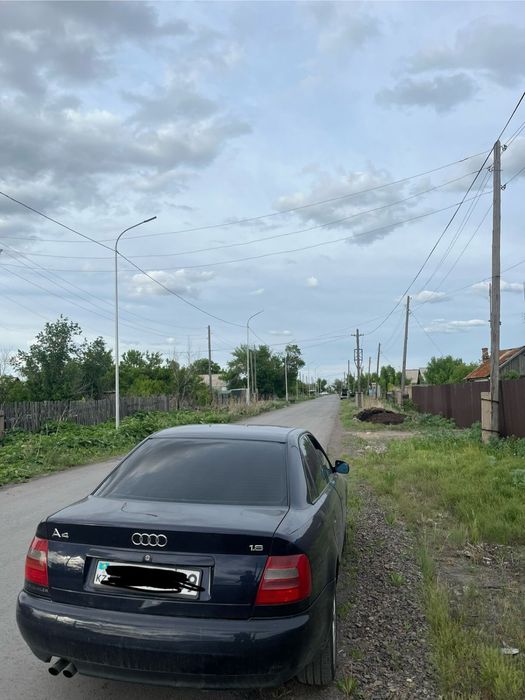 Audi A4,1999 года,1,8