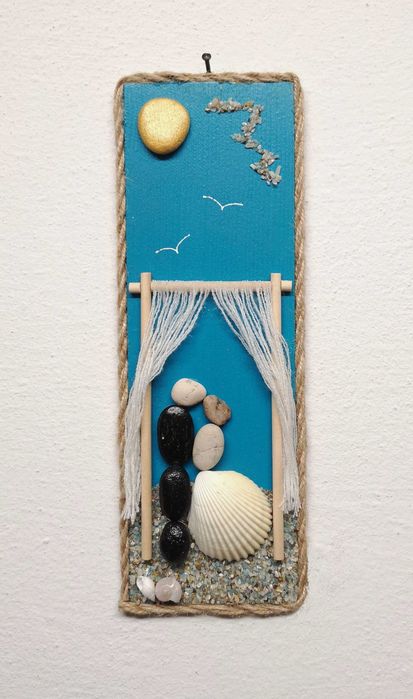 Ръчно изработен сватбен подарък от пясък, камъчета и раковини
