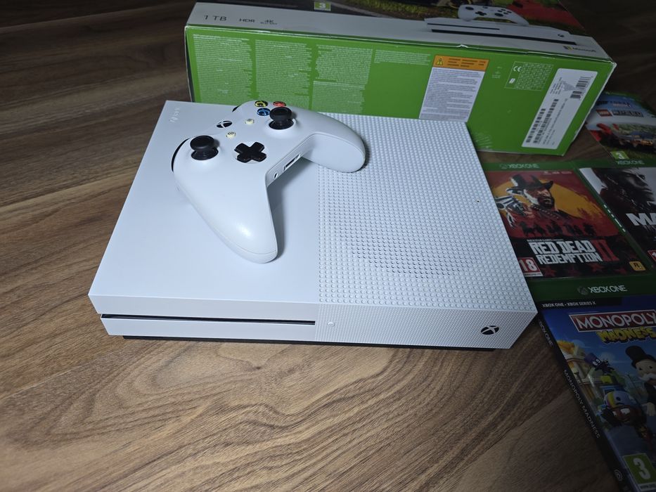 XBOX ONE S 1TB + jocuri