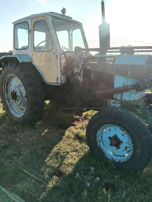 Продам трактор юмз