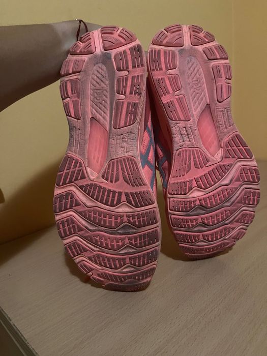 Маратонки ASICS Gel Kayano 28