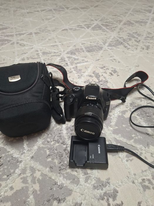Фотоаппарат Canon EOS 1100D