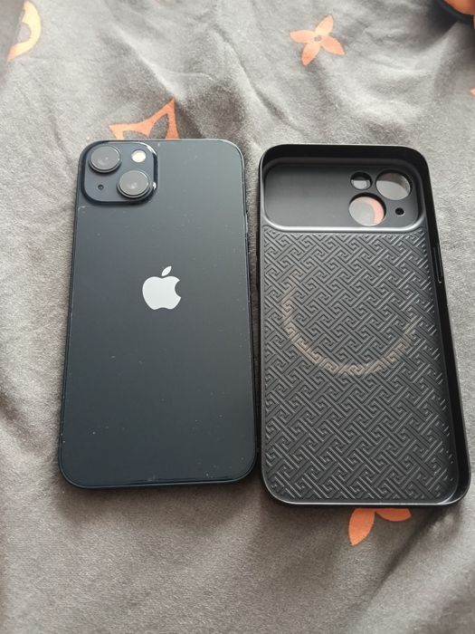 Продам Айфон 13 продам