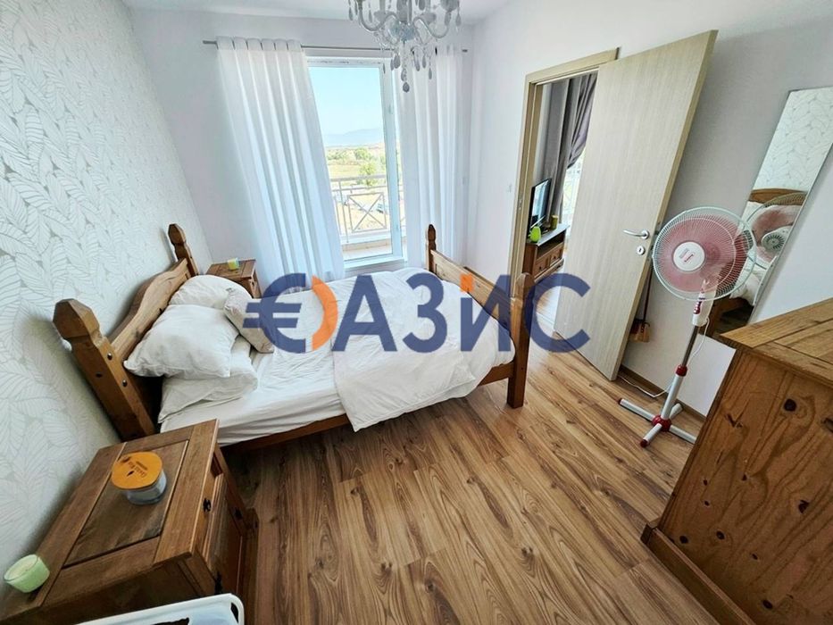 Продава се Тристаен апартамент в к.к. Слънчев бряг - 74 кв.м за 482 €/кв.м - Снимка #8