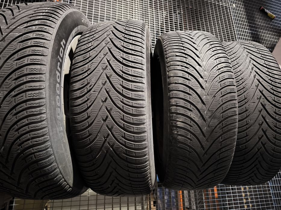 Anvelope 215/55r17
