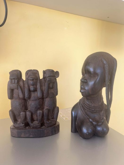 Оригинални африкански статуетки