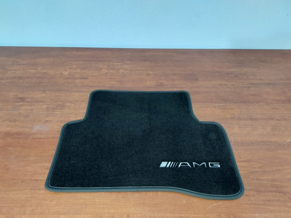 Covorase auto din mocheta dedicate Mercedes C klasse W205(AMG)