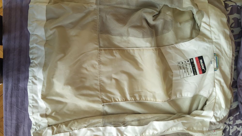 Продавам дамски якета