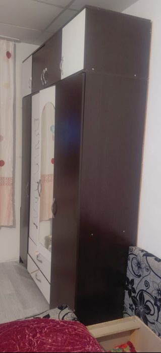 Продам.     шкаф