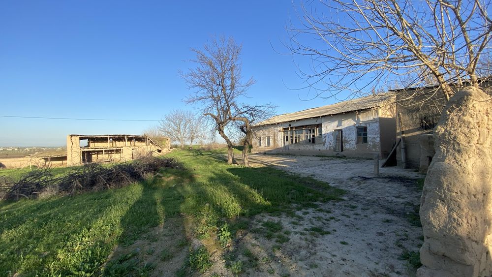 yer sotiladi 18.7 sotix quruq yer