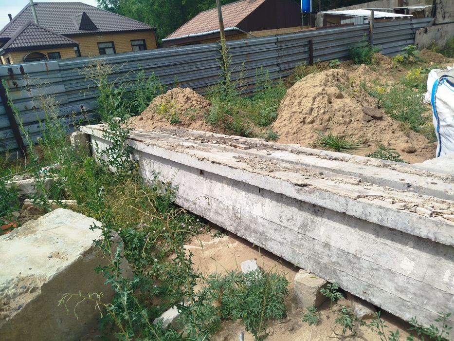Продам балку в количестве 2 шт