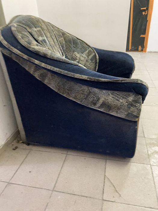 2 Диван, кресло сатылады