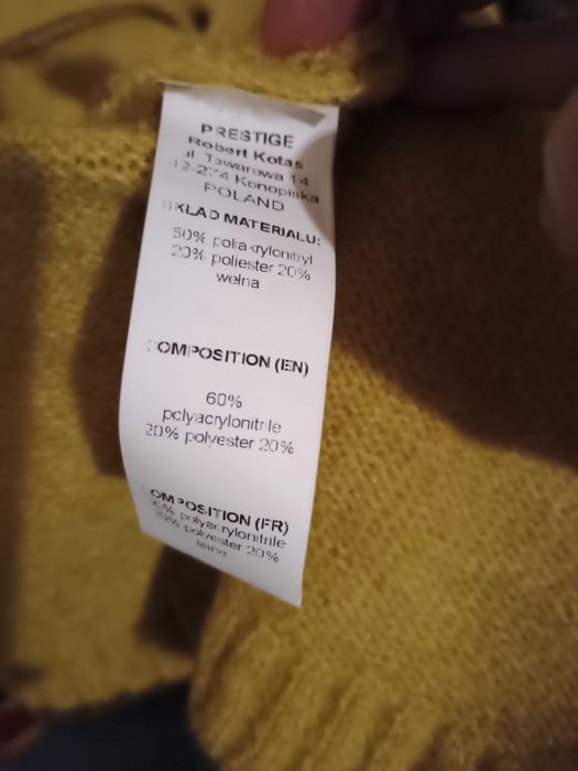 Rochie nouă cu etichetă