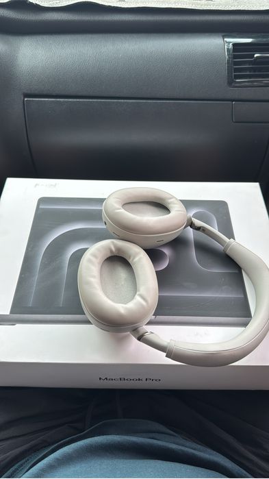 MacBook Pro 14 m4 pro 24/512