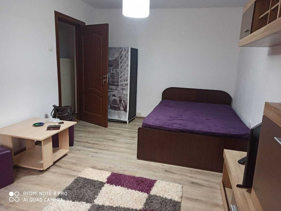 Inchiriez garsoniera confort I zona Mall Targu Jiu