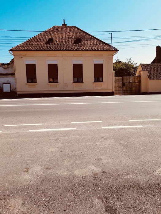 Casa sāseasca de vānzare