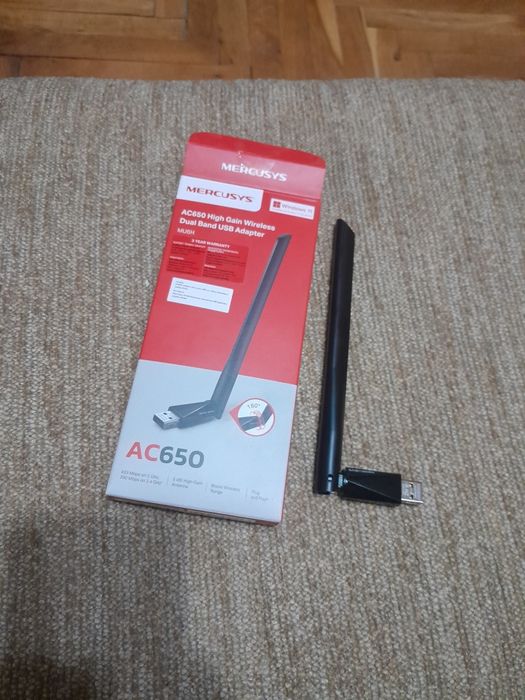 Plug and play Wi-fi adapter за компютър