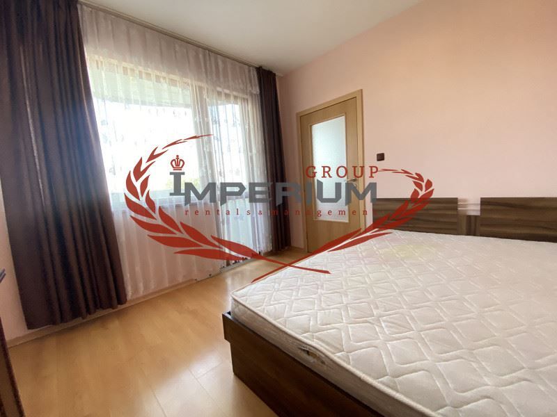 Дава се под наем Двустаен апартамент в Варна, Цветен квартал - 65 кв.м за 408 € - Снимка #5