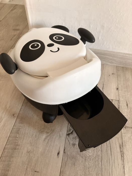 Продам горшки и писсуар