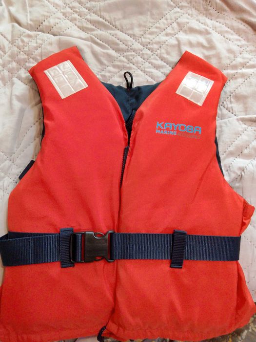 Спасителна жилетка 30-50 кг