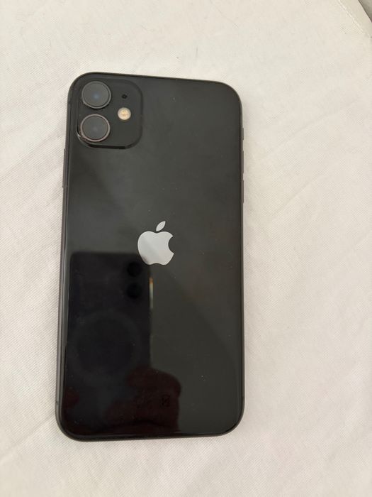 Vand Iphone 11 stare f bună