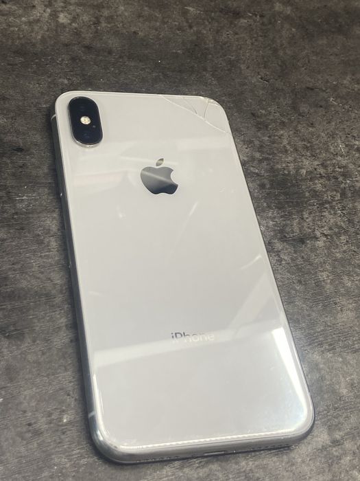 iPhone x normalni xolatda