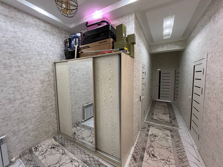 Срочно 3-хоналик Новостройка. 80кв. Евроремонт.Заходи живи. Без агенст