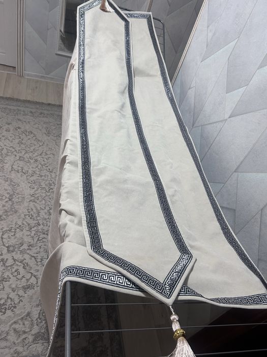 Продается скатерть качественная