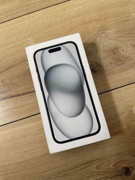 Продам iPhone 15 айфон 15 всего неделю ползовались