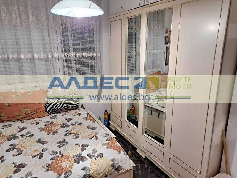 Продава се Тристаен апартамент в София, Карпузица - 68 кв.м за 1912 €/кв.м - Снимка #12