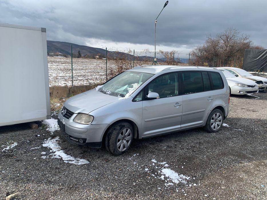 Vw Touran 2.0D 136кс azv 6 скорости 2006г