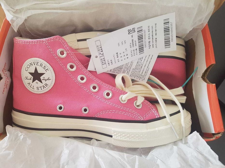 Продам Converse новые