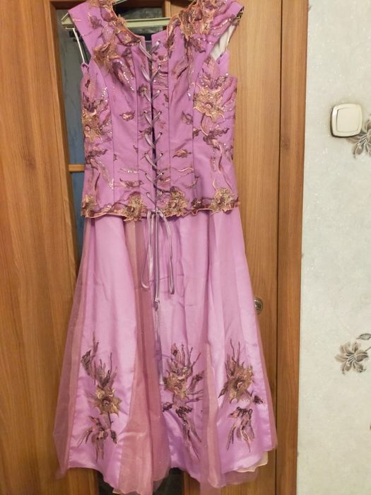 Продам платье 46-48 размер