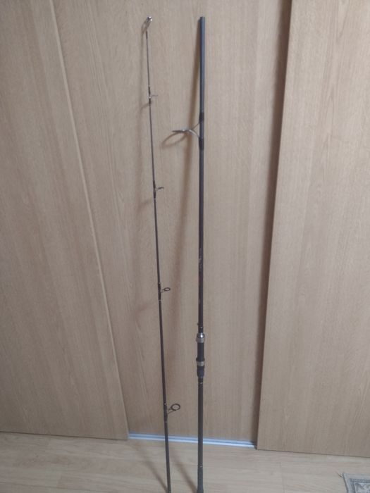 Lanseta de 3 m + mulineta FL+praștie