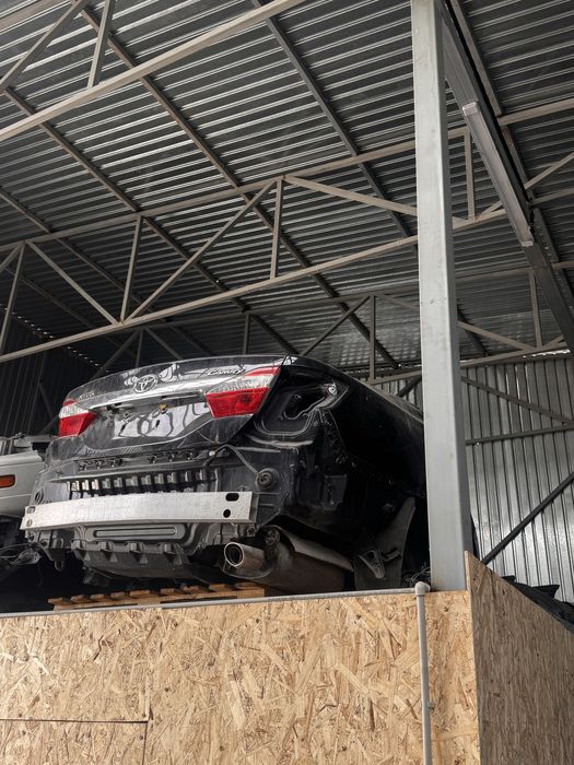 Заднее крыло камри 50