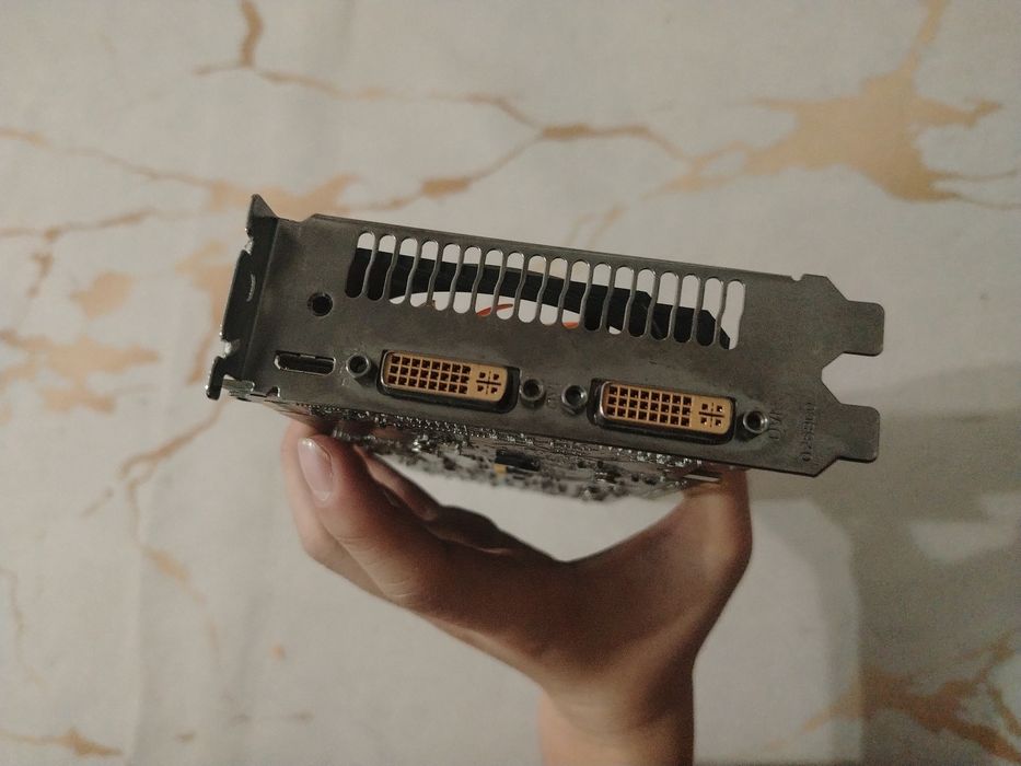 Видеокарта GeForce Gtx 560