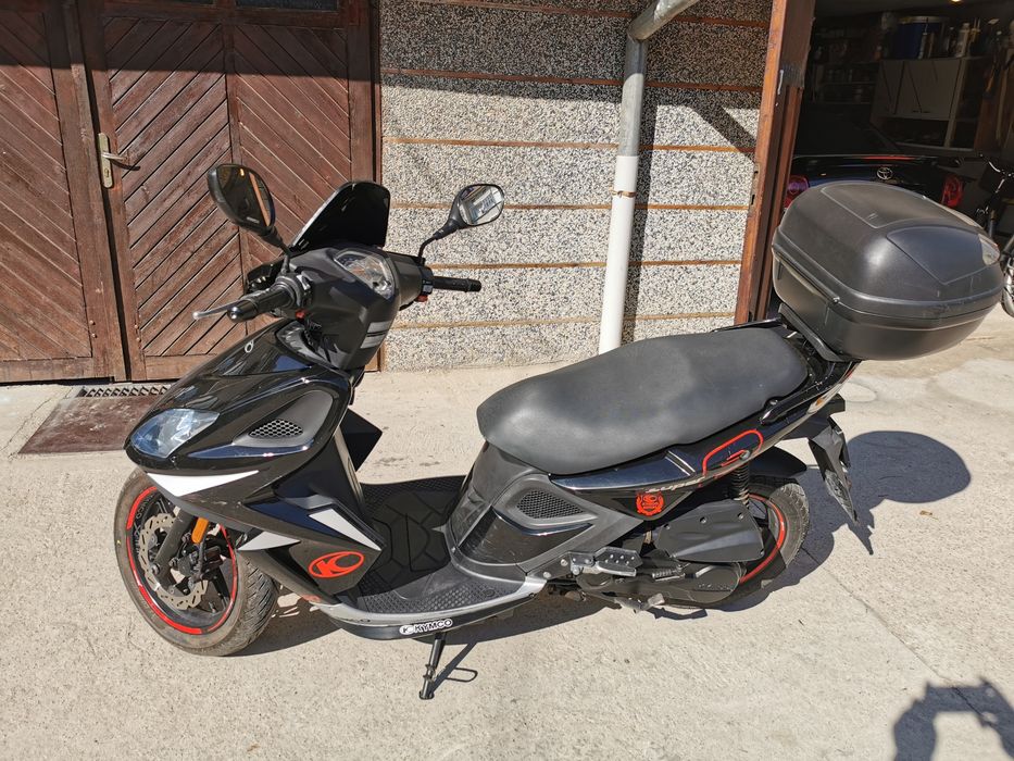 Продавам kymco super 8