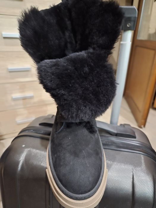 Топли боти 38 нимер  естествен велур  Нови!