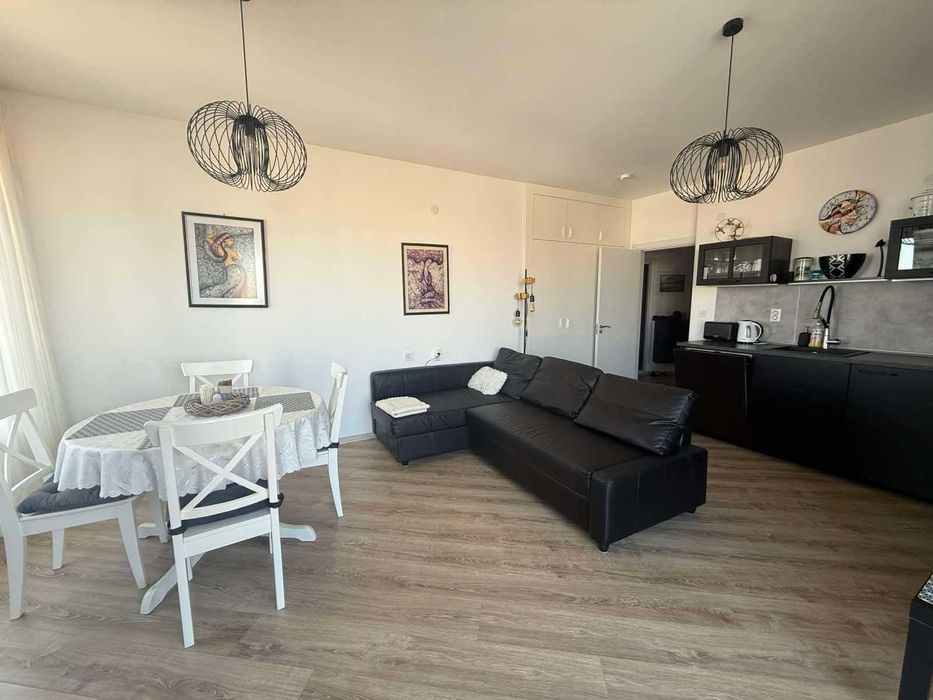 Продава се Двустаен апартамент в Обзор - 84 кв.м за 1727 €/кв.м - Снимка #5