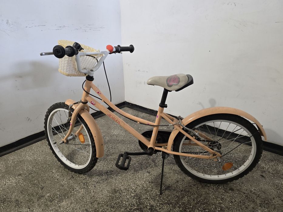 Bicicleta fete aproape noua