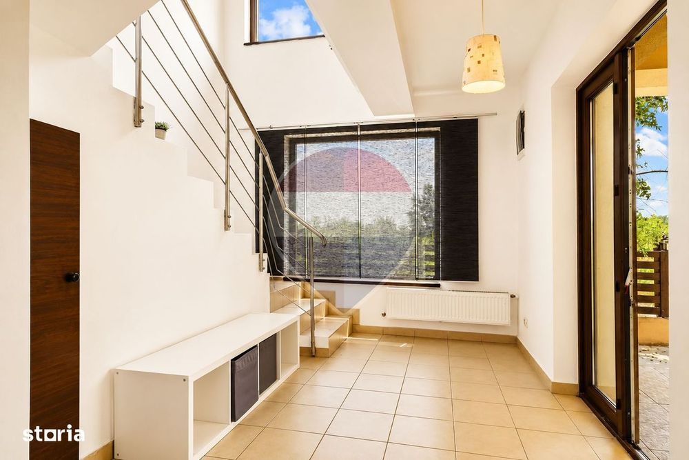 Casa individuala spatioasa cu 6 camere, cu gradina de 572 mp in Gulia