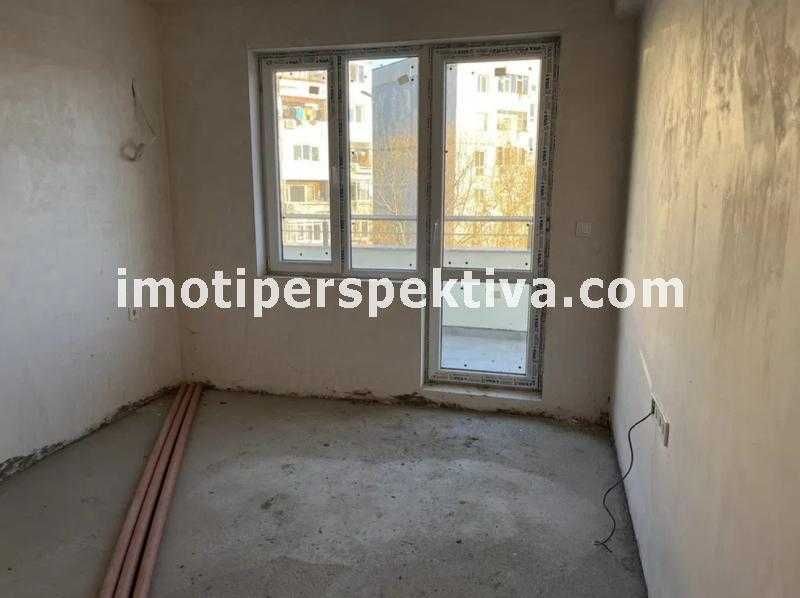 Продава се Тристаен апартамент в Пловдив, Христо Смирненски - 125 кв.м за 604 €/кв.м - Снимка #1